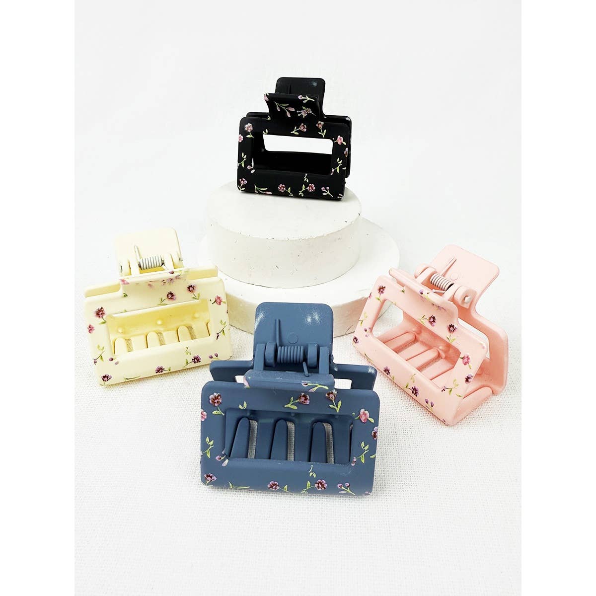 Medium Matte Floral Pattern Jaw Clips