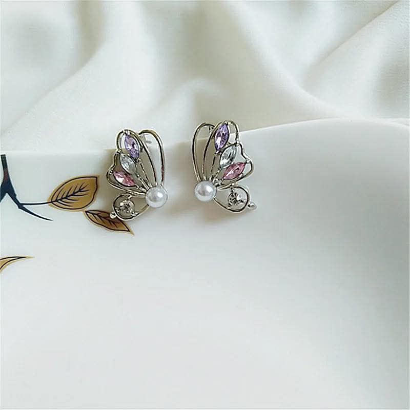 Side Butterfly with Pearl Earrings