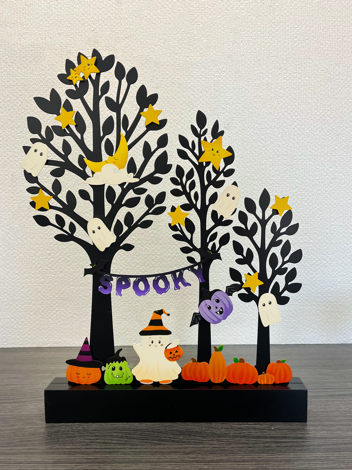Trick-or-Treat Ghost Magnet, Cute Halloween Decor