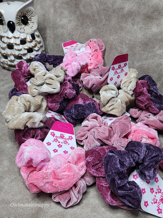 3pk velvet scrunchies