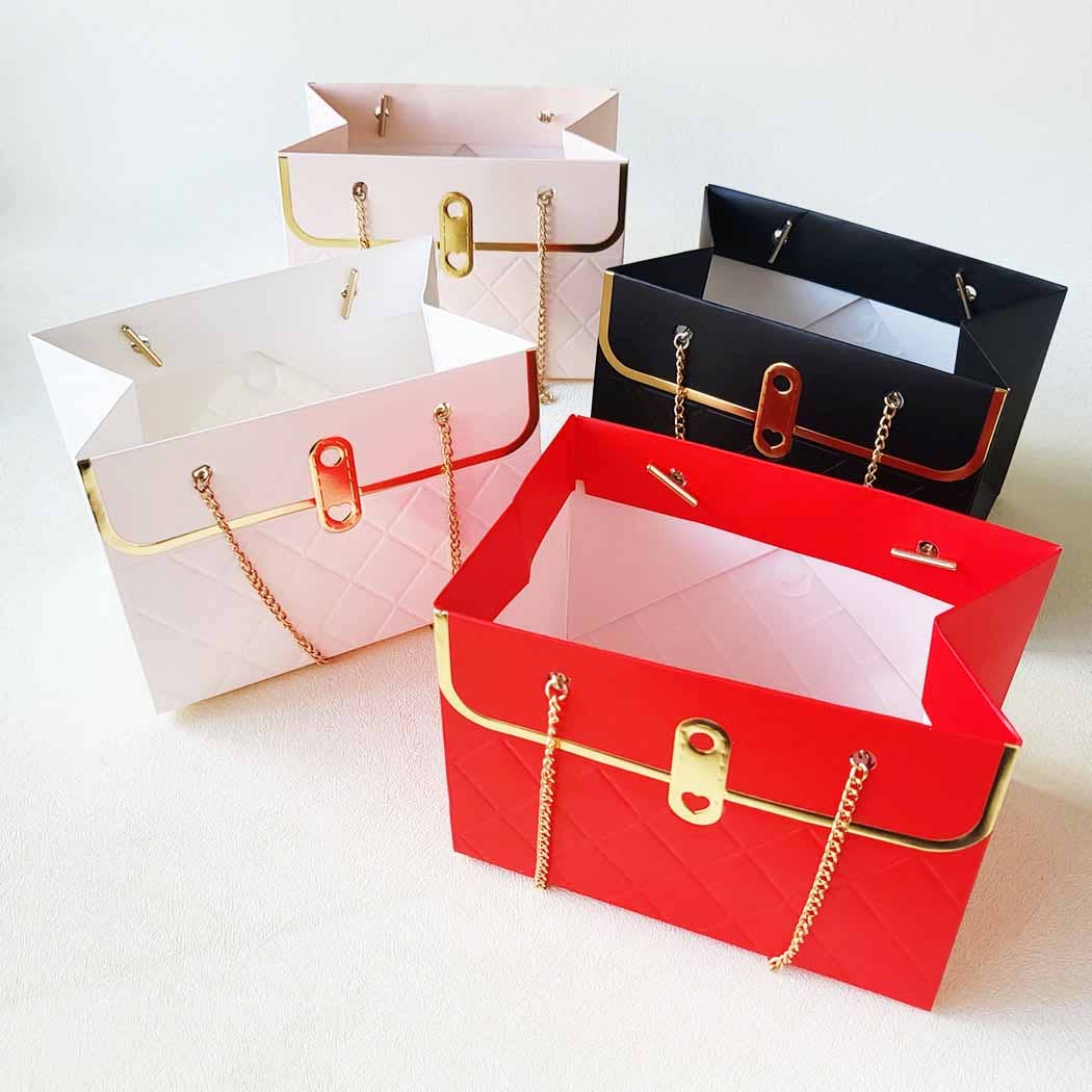 Metal Handle Fancy Handbag Shape Gift Bag