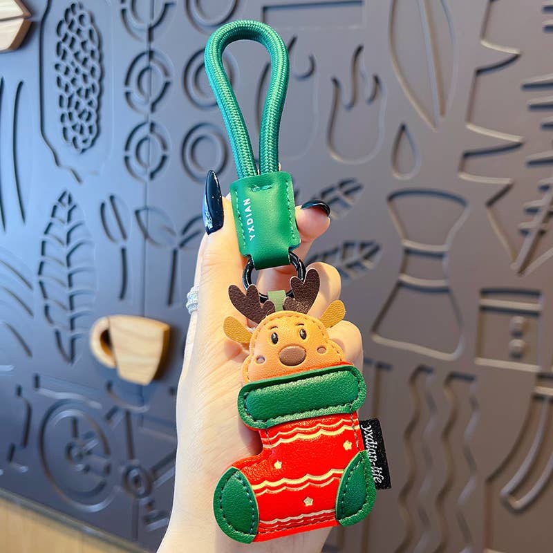 Merry Christmas Leather Christmas Tree Keychain