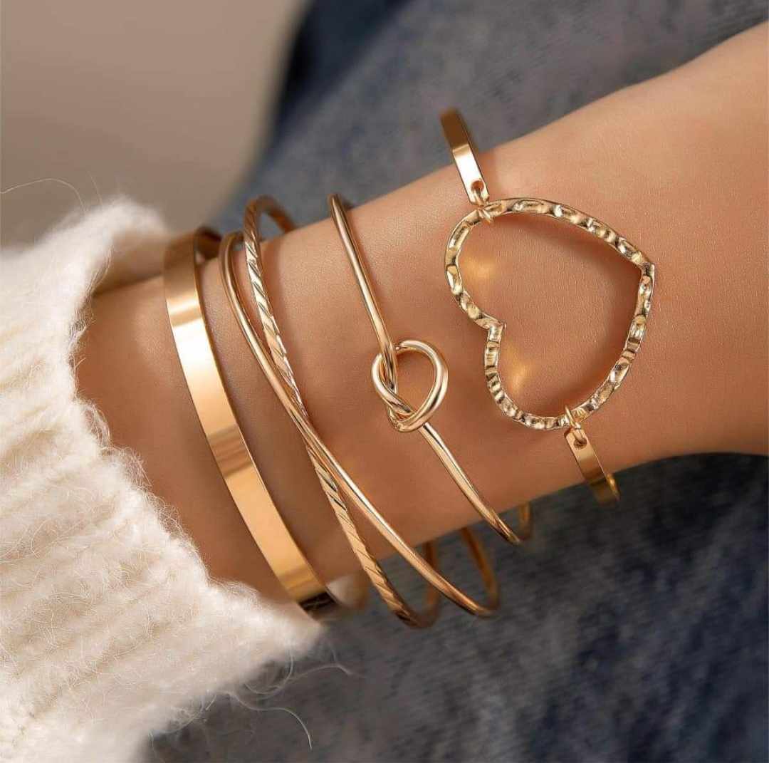 4pc Gold Bracelet Set