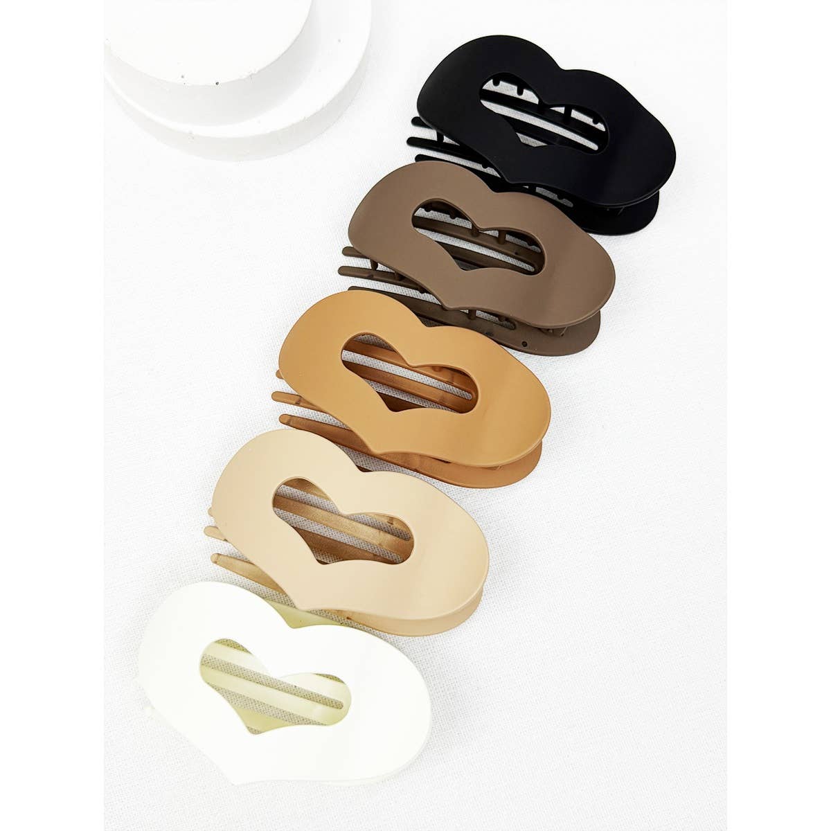Matte Heart Shape Cut Out Flat Hair Clip