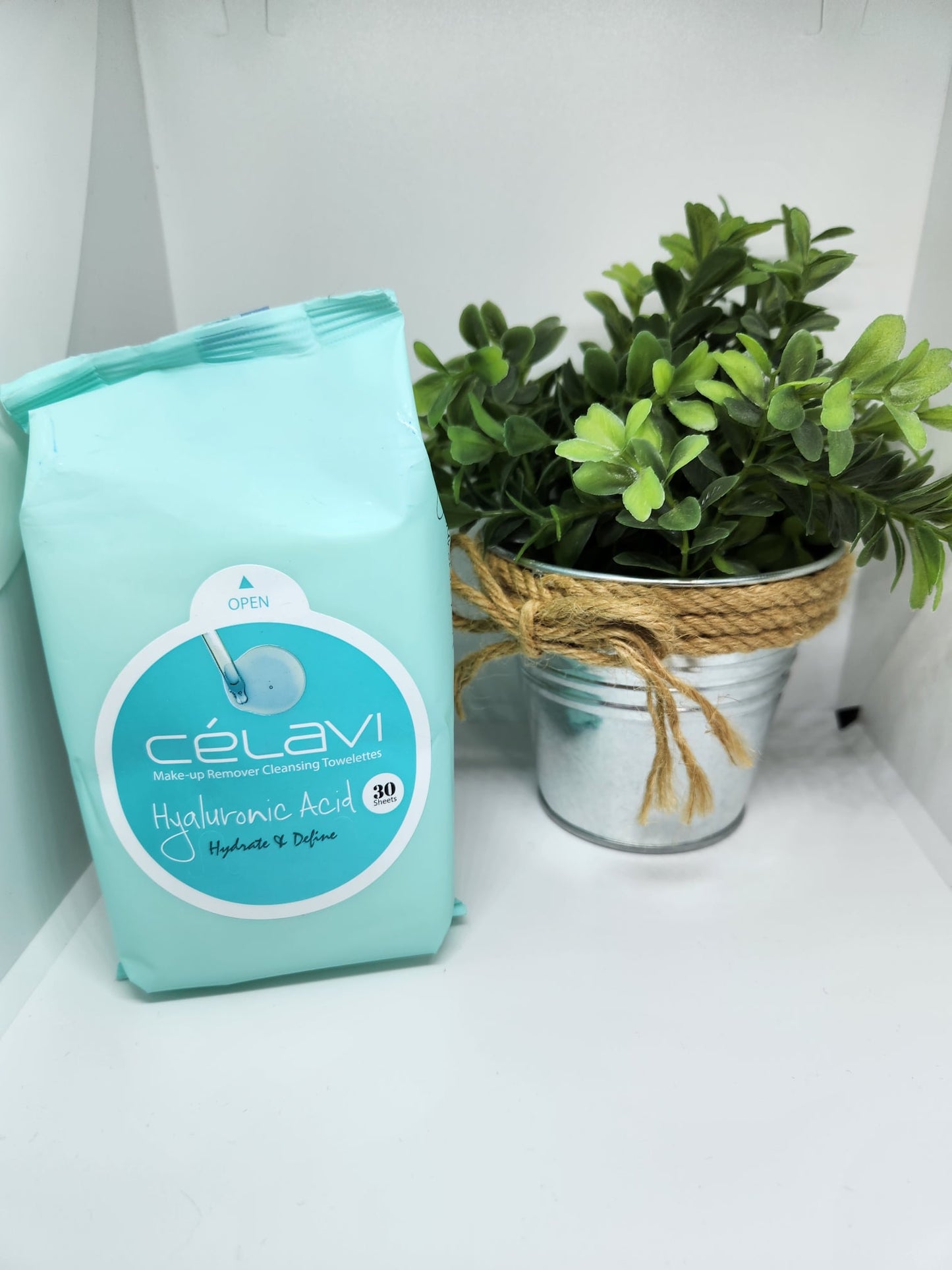 Celavi Makeup Remover Wipes