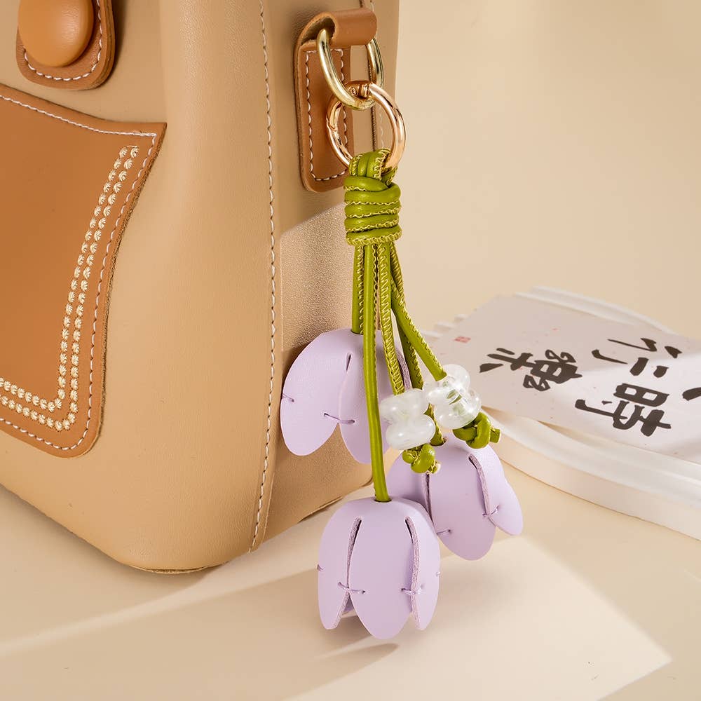 Dopamine Woven Pu Tulip Bud Keychain