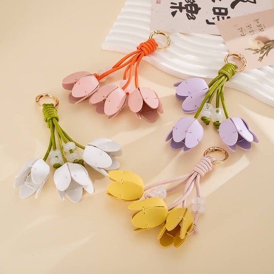 Dopamine Woven Pu Tulip Bud Keychain
