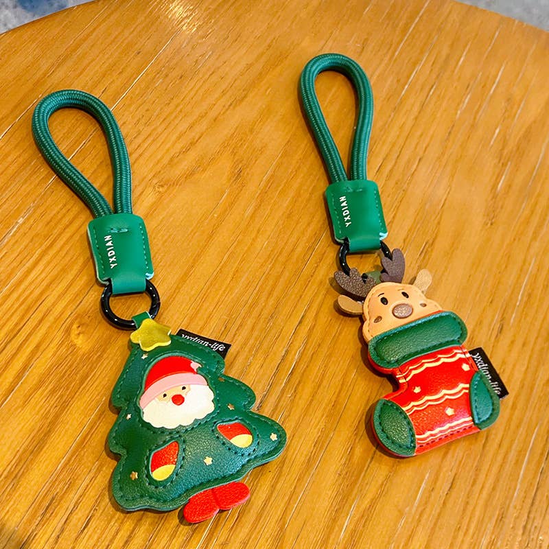 Merry Christmas Leather Christmas Tree Keychain